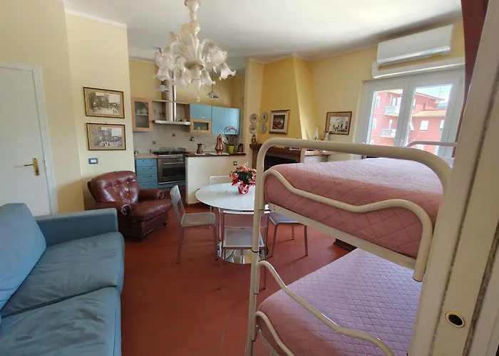 ベッド・アンド・ブレックファスト Piccola Parigi San Giacomo