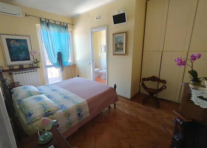 ベッド・アンド・ブレックファスト Piccola Parigi *